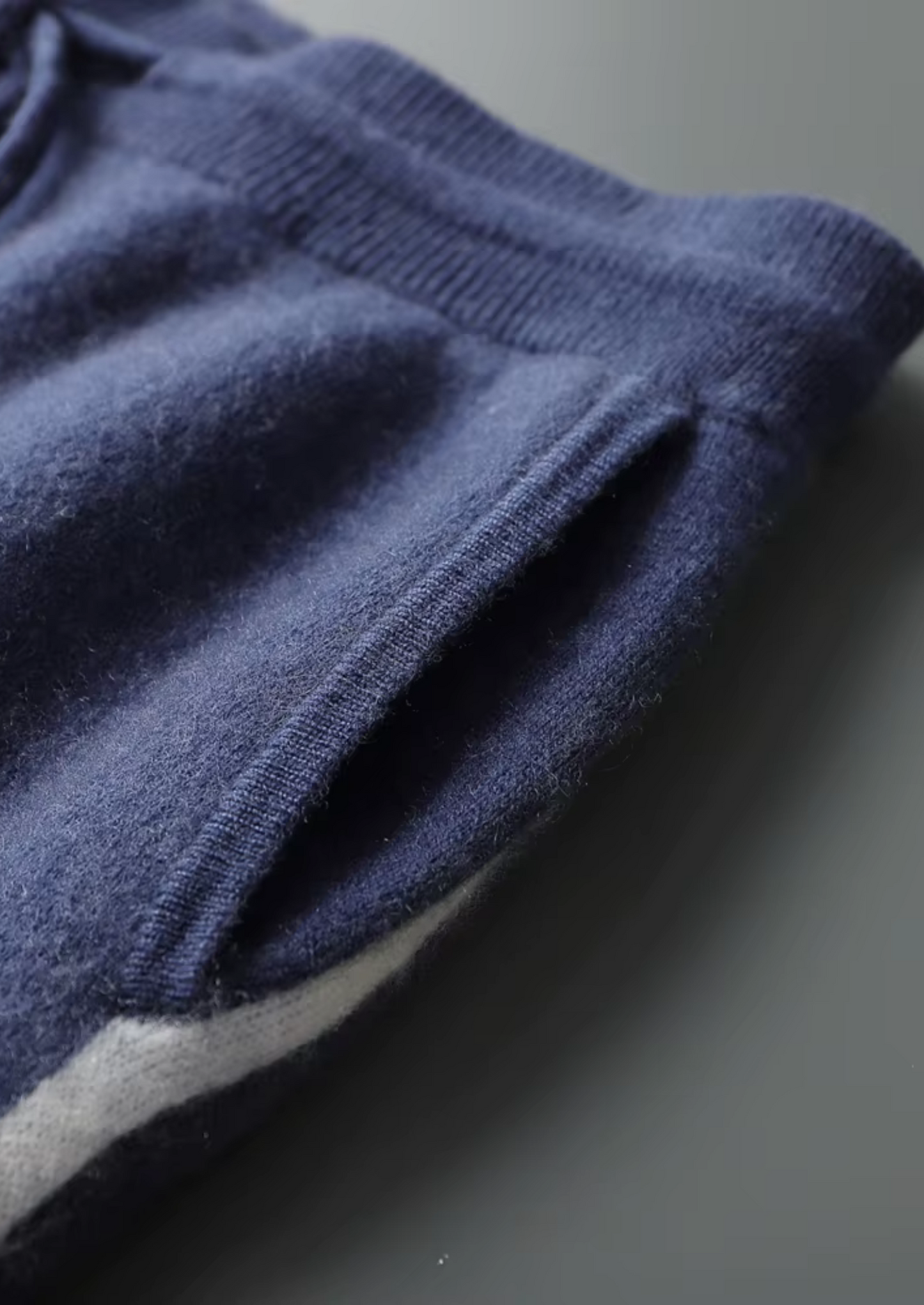 Amli Cashmere Weekend Set